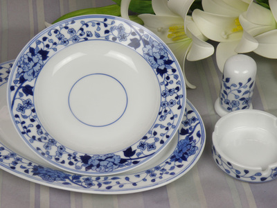 56頭釉下手繪青花中餐具《花滿園》 景德鎮金品陶陶瓷的藝術與實用融合